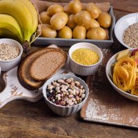 ¿Los carbohidratos pueden ayudarle a bajar de peso?