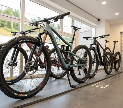 mejores bicis de monta a por debajo de 1000