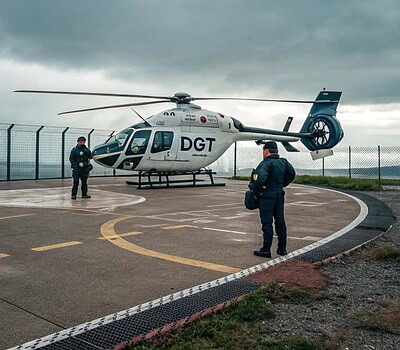 imagen helicoptero de la dgt