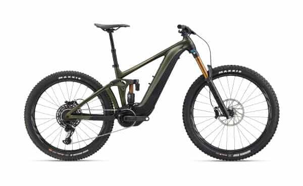 MY21ReignEplus0Pro ColorAPhantomGreen