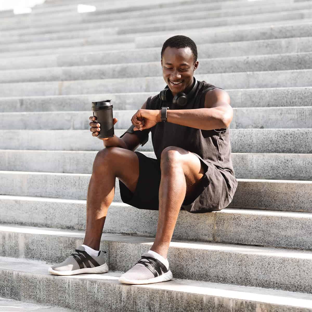 Cómo calcular tus propias zonas de frecuencia cardíaca o FCM