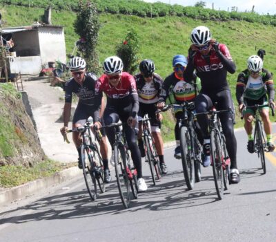 49361700448 603d90858d k