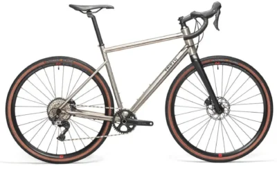 bicicleta de gravel cuadro titanio shimano grx ruedas fulcrum triban grvl 900 ti