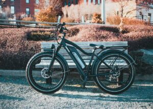 himiway bikes KxyJRCvrWIk unsplash