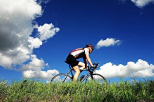 alimentacion durante una prueba ciclista de larga duracion