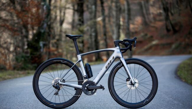bh core carbon una nueva ebike con hasta 220 km de autonomia