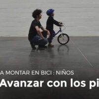 ¿Cómo enseñar un niño a montar bicicleta por primera vez?