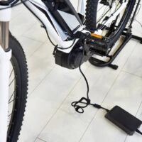 Cómo es el mantenimiento de una bici eléctrica