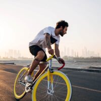 Convierte tu bicicleta en eléctrica con una batería de bolsillo