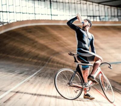 cuanta vitamina b12 necesitan los ciclistas