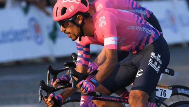 descubre por que la pulsera whoop es tan popular entre los ciclistas