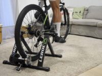 los mejores rodillos de ciclismo para entrenar en casa