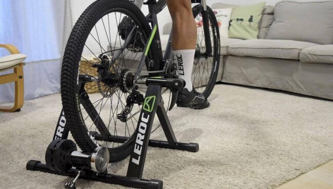 los mejores rodillos de ciclismo para entrenar en casa