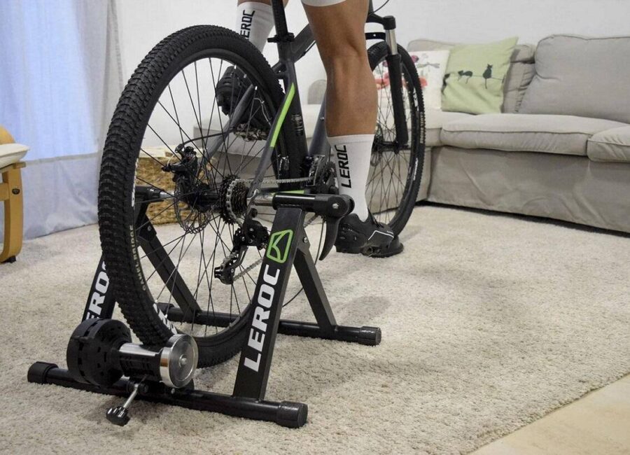 los mejores rodillos de ciclismo para entrenar en casa