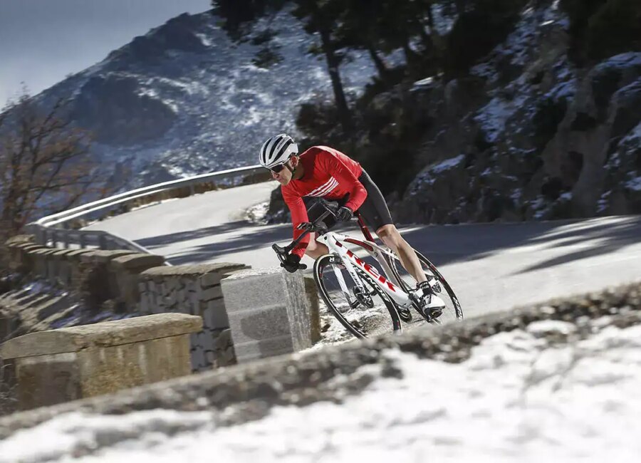 problemas de frio y calor en los pies del ciclista