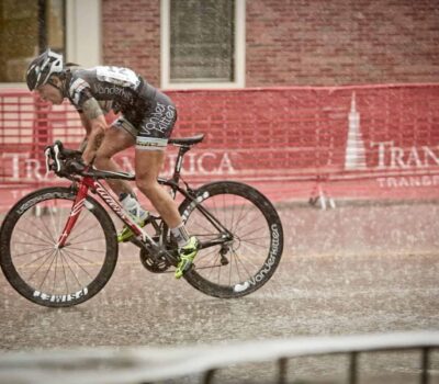 razones por las que debes montar en bicicleta en la lluvia