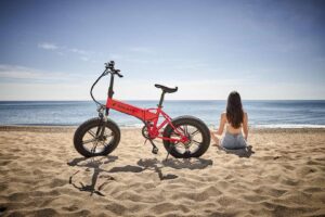 rocket ebike la primera bicicleta electrica que se recarga sola