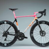 FESTKA presenta la bicicleta Spectre Bodies, la última edición de arte con el artista Jakub Kois