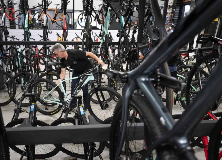 encuentra la mejor seleccion de bicicletas en medina bicis expertos en ciclismo