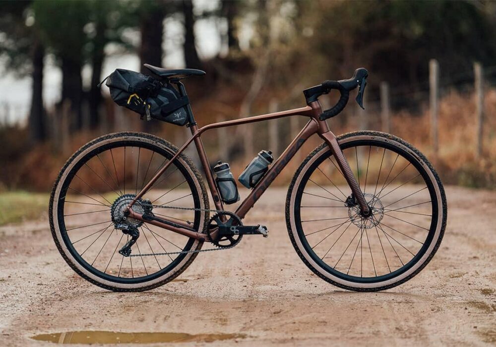 la orbea terra 2024 mas opciones y nueva gama para gravel en espana