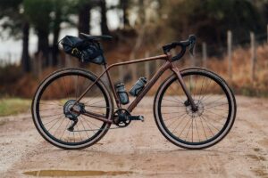 la orbea terra 2024 mas opciones y nueva gama para gravel en espana