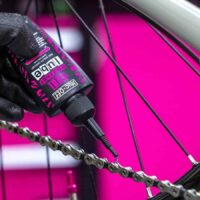 Muc Off presenta el lubricante de cadena All-Weather, ideal para cualquier condición