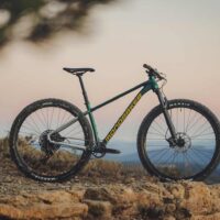Descubre la nueva Mondraker Chrono Carbon DC: modelos, precios e información actualizada