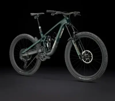 Slash99XOAXS 24 41681 A Portrait