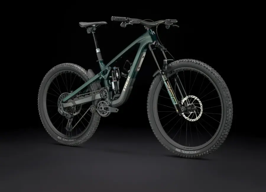 Slash99XOAXS 24 41681 A Portrait