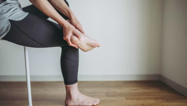 descubre las 3 causas de dolor del tendon de aquiles relacionadas con el ciclismo scaled