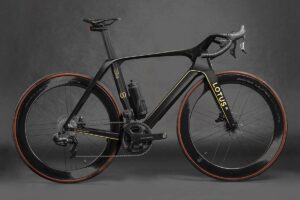 la lotus type 136 la bicicleta electrica de carretera mas ligera y exclusiva del mundo