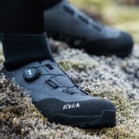 Cómo limpiar las zapatillas de MTB: Guía definitiva para mantenerlas impecables