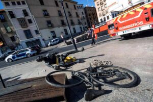 nuevo acto vandalico sobre estatua de fede bahamontes en toledo un triste homenaje vandalizado