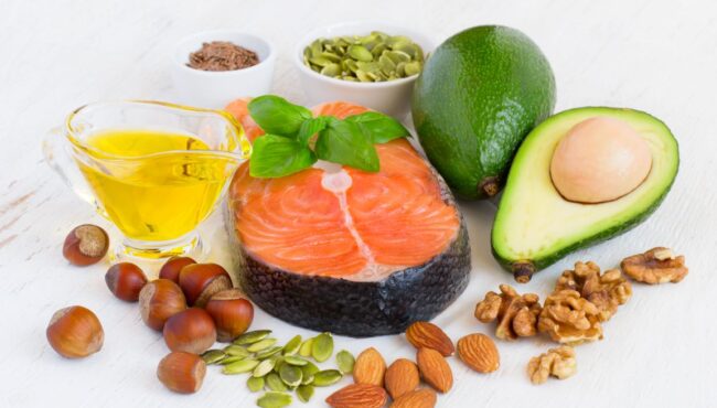 5 alimentos con grasas beneficiosas que no debes eliminar de tu dieta