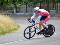 cyclist 2129021 1920