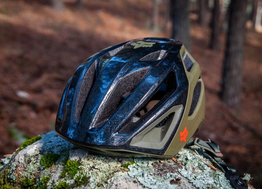 analisis en ruta probamos el fox crossframe pro el casco de xc mas peculiar