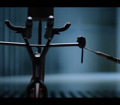 bmc revela su nueva bicicleta timemachine enfocada a triatlon y legal uci