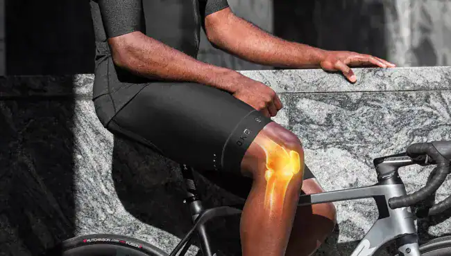 dolor de rodilla al montar en bicicleta causas y como prevenirlo