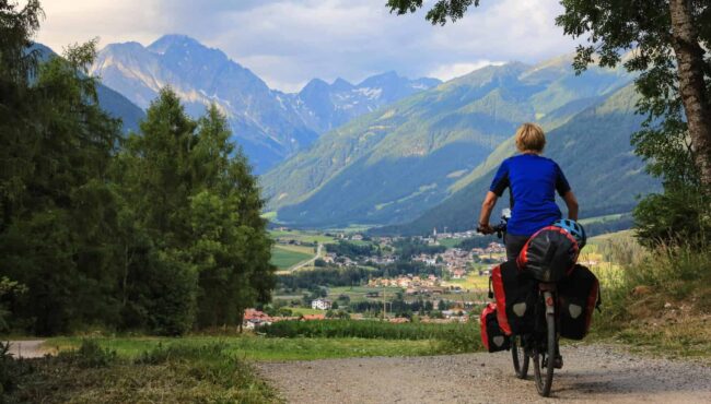 que es el bikepacking la modalidad de cicloturismo que combina aventura y naturaleza en espana