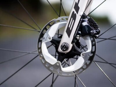 shimano se perfila como el dominante en el mercado de los frenos de disco para carretea