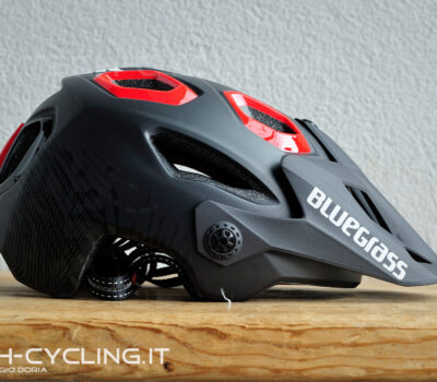 ya viste la oferta del casco bluegrass golden eyes