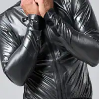 Gobik Pluvia 2.0: La chaqueta impermeable ultraligera para ciclismo que necesitas