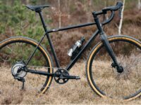 8bar complete bike mitte steel black gravel cross 2 wide
