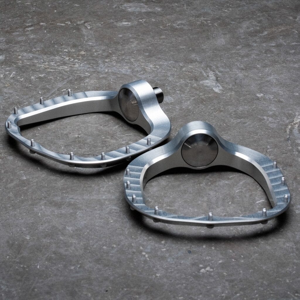 Outlier Void y Pendulum