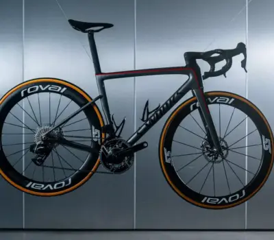 Specialized Tarmac Sainz 2.jpg