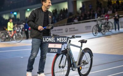 messi sacar su propia bicicleta personalizada en