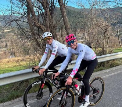 Aleix Espargaro cambia las motos por las bicis2