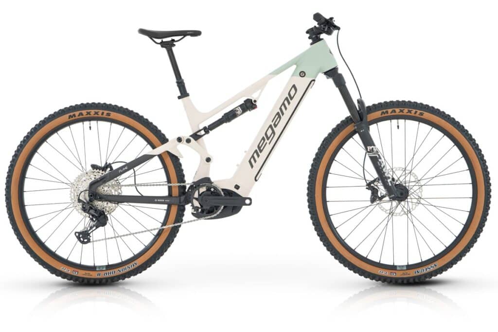 Megamo Flame AL 2025