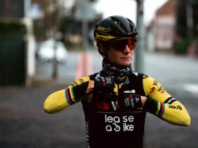 Here we go the final countdown. parisroubaix parisroubaixfemmes @sramroad