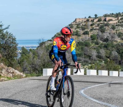 How do I look in these colors